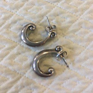 James Avery RETIRED Half Hoop Scroll Earrings